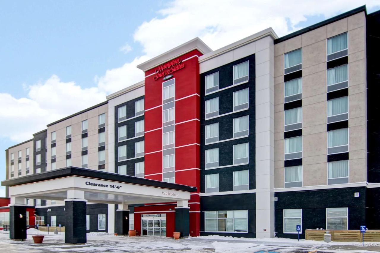 Hampton Inn & Suites By Hilton Grande Prairie Exterior foto